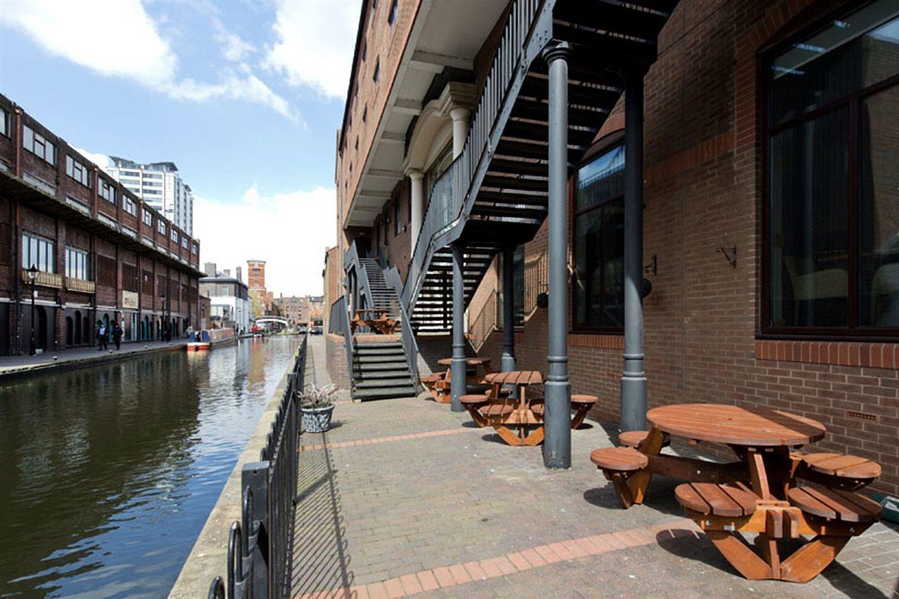 Premier Inn Birmingham City Centre Bridge Street Dış mekan fotoğraf