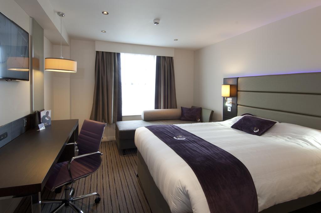 Premier Inn Birmingham City Centre Bridge Street Dış mekan fotoğraf