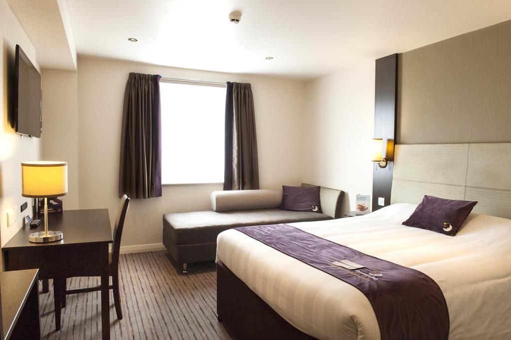 Premier Inn Birmingham City Centre Bridge Street Dış mekan fotoğraf