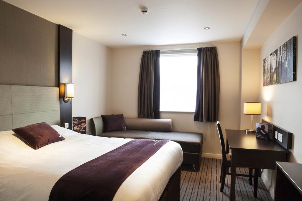 Premier Inn Birmingham City Centre Bridge Street Dış mekan fotoğraf