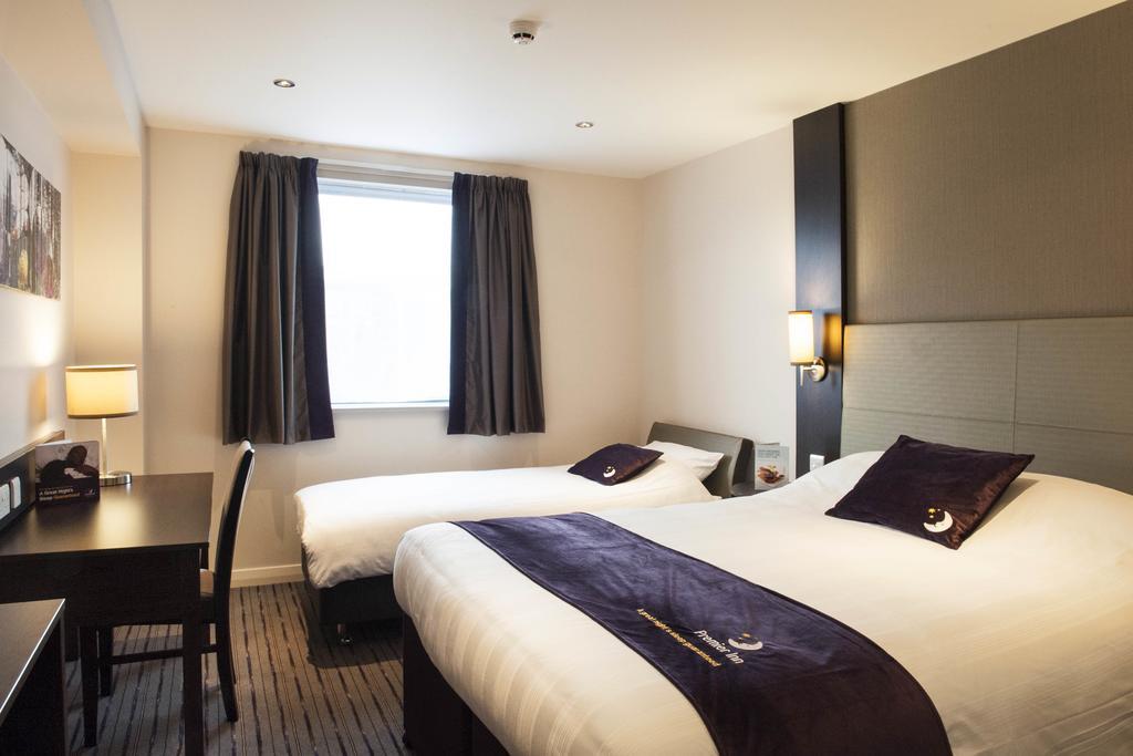 Premier Inn Birmingham City Centre Bridge Street Dış mekan fotoğraf