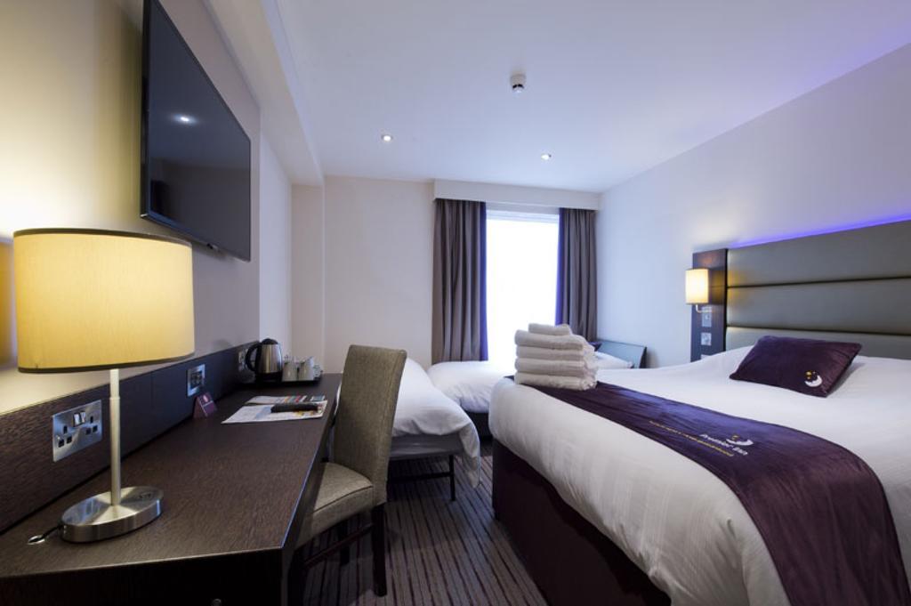 Premier Inn Birmingham City Centre Bridge Street Dış mekan fotoğraf