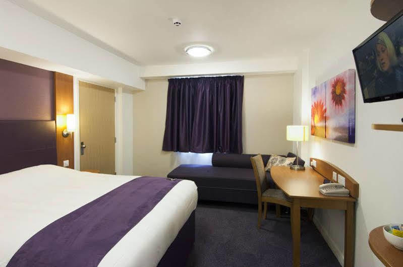 Premier Inn Birmingham City Centre Bridge Street Dış mekan fotoğraf